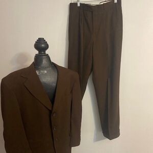 Barry Manufacturing Brown Wool Blend suit, size 46